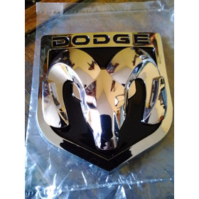 Logo Emblema Insignia Dodge 9.0x7.8 Cms Con Adhesivo