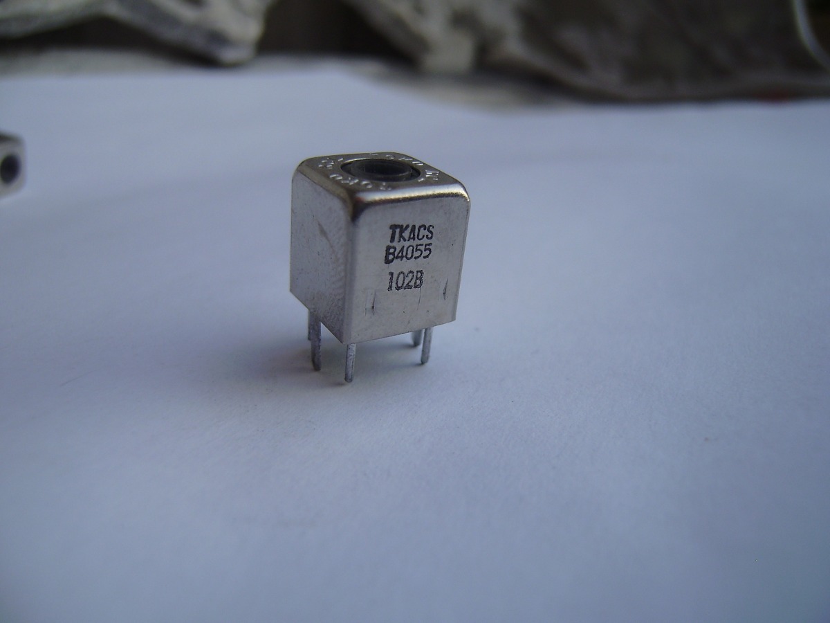 Inductor 07HCP-821K-50-1 un. Cable; THT; 820uH; 360mA; 1.56Ω; ± 10/%; Pitch..