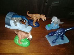 muñeco de dinosaurios