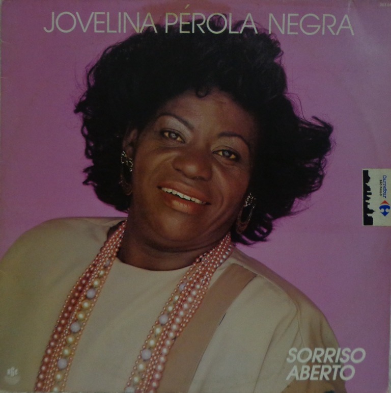 jovelina perola negra sorriso aberto