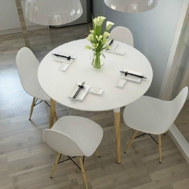 Mesa Cocina Comedor Laqueada Eames 4 Sillas Modernas Juego - $ 8.300 ... Mesa Cocina Comedor Laqueada Eames 4 Sillas Modernas Juego - $ 8.300 ...
