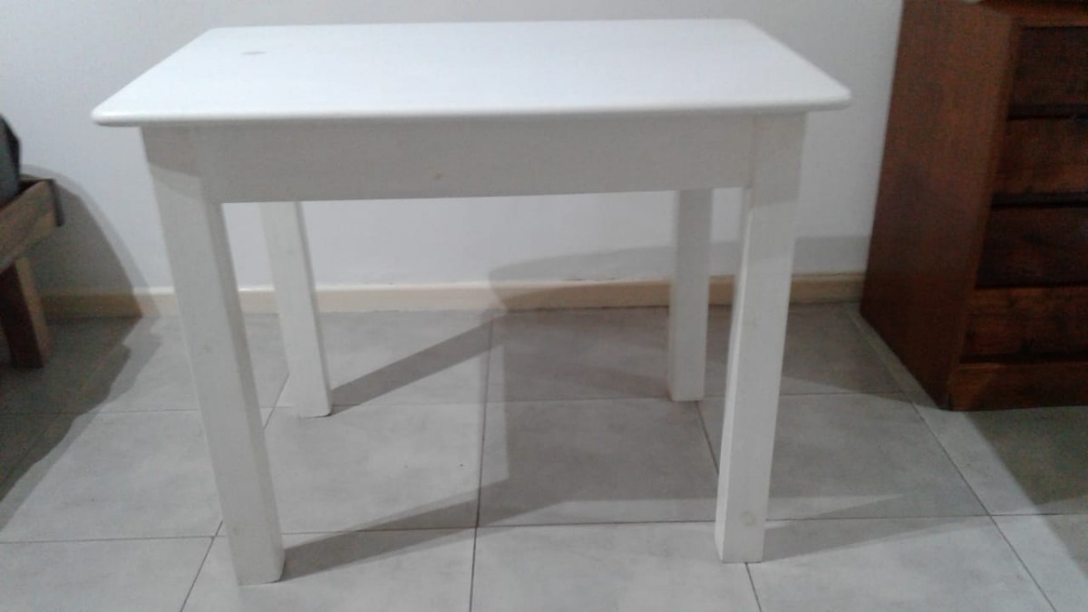 Mesa Comedor Madera Color Blanco Pequeña - $ 1.500,00 en Mercado Libre Mesa Comedor Madera Color Blanco Pequeña - $ 1.500,00 en Mercado Libre