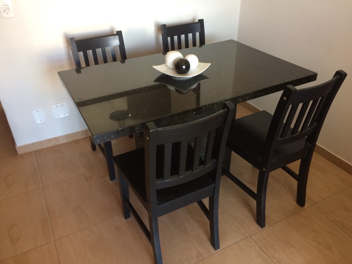 Mesa De Granito Com 4 Cadeiras - R$ 900,00 em Mercado Livre