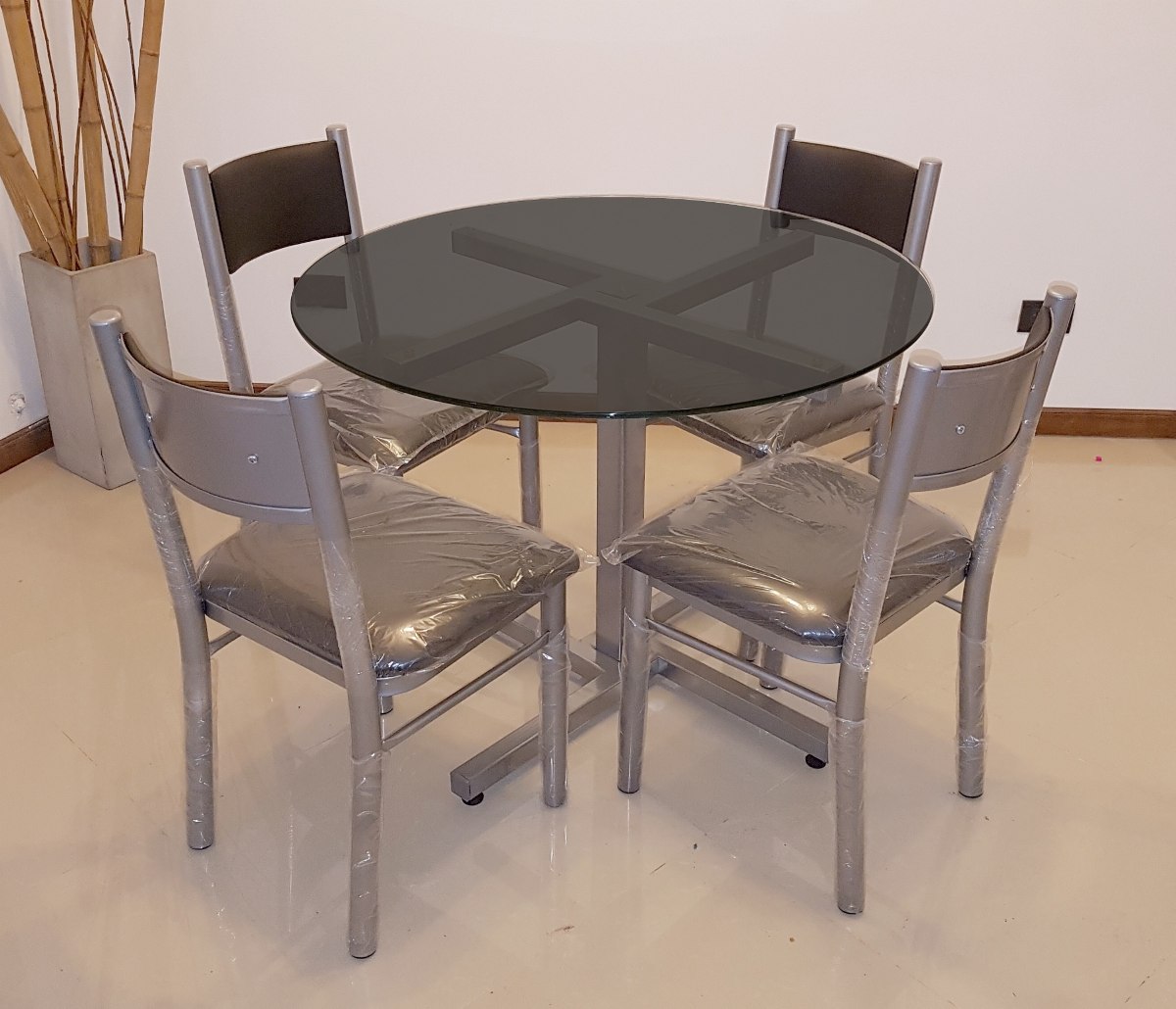 Mesa De Vidrio Redonda 1 M Diseño Moderno Cocina Comedor - $ 5.800 ... Mesa De Vidrio Redonda 1 M Diseño Moderno Cocina Comedor - $ 5.800 ...