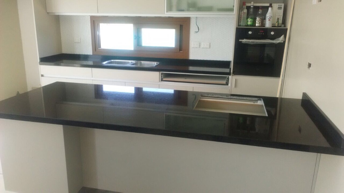 Mesadas De Granito Negro Brasil De Cocina No Incluye Trasfor