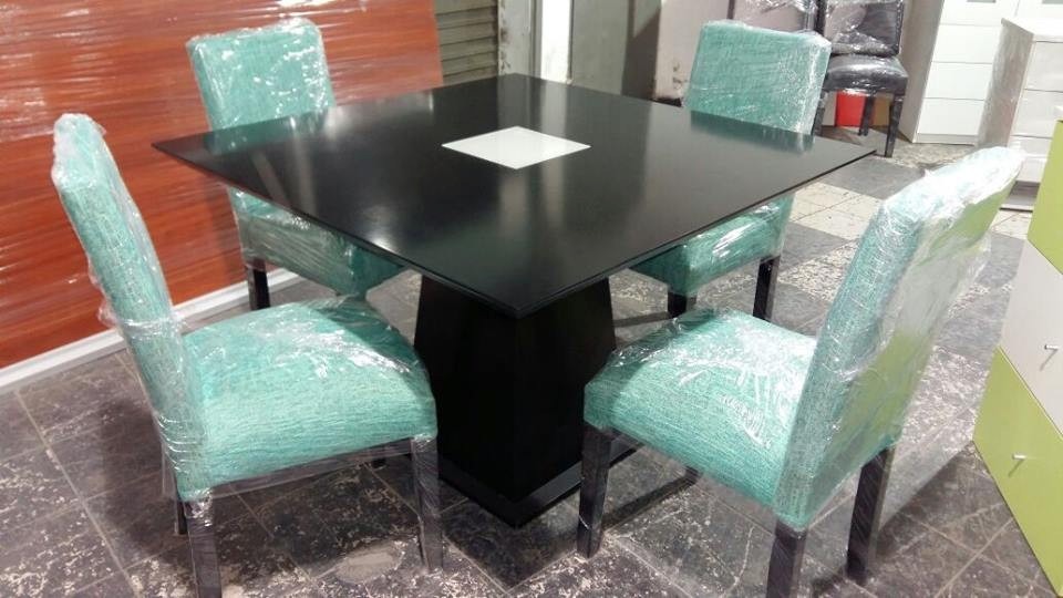 Mesas 1,40 X 1,40 + 4 Sillas Chenille Comedor Oferta Fabrica ... Mesas 1,40 X 1,40 + 4 Sillas Chenille Comedor Oferta Fabrica ...