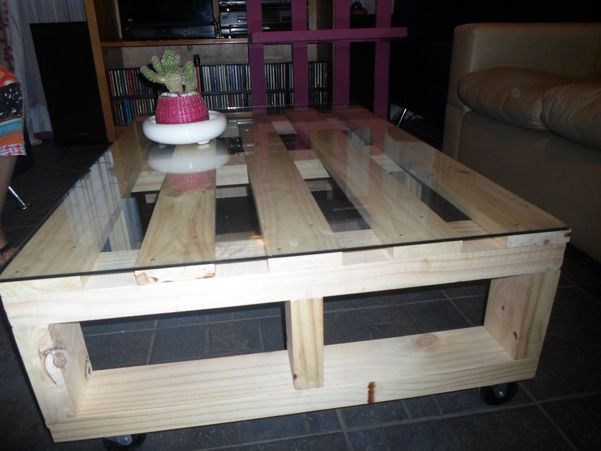 Mesas Tipo Pallet Artesanales 1 X 70 Con Vidrio Y Ruedas $ 39900 en Mesas Tipo Pallet Artesanales 1 X 70 Con Vidrio Y Ruedas $ 39900 en