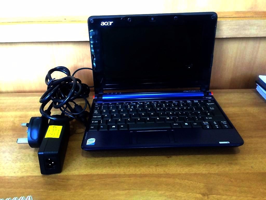 Mini Laptop Acer Aspire One Modelo Zg5 Azul Zafiro Bs 150