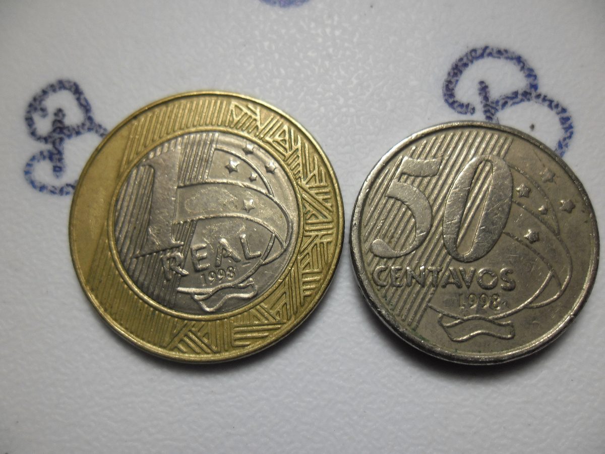 Moedas De 50 Centavos 1998 E 1 Real 1998 Ref 234 - R$ 9,00 