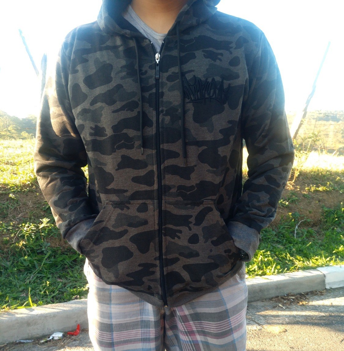 Moletom Camuflado Com Capuz Verde Exercito Chronic Original - R$ 180,00 em Mercado Livre