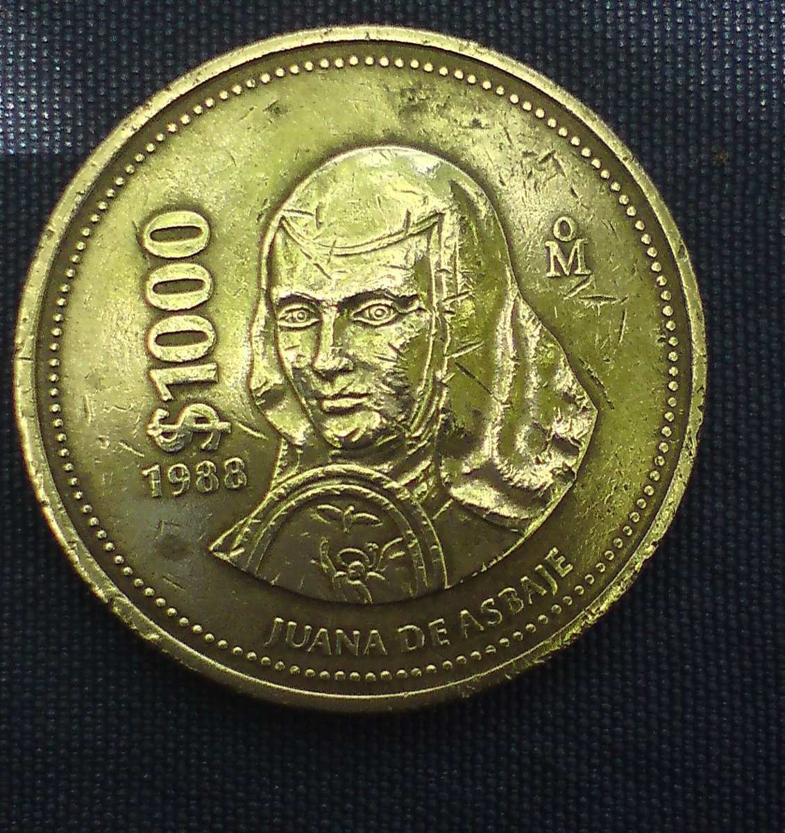 Sintético 94+ Foto Moneda De 1000 Pesos De 1989 Mirada Tensa