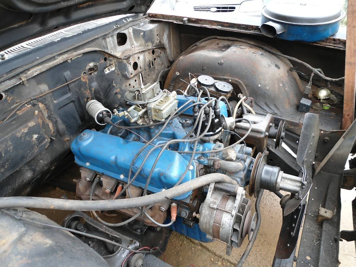 Ford Engine Painted Blue Ford Engine Painted Blue