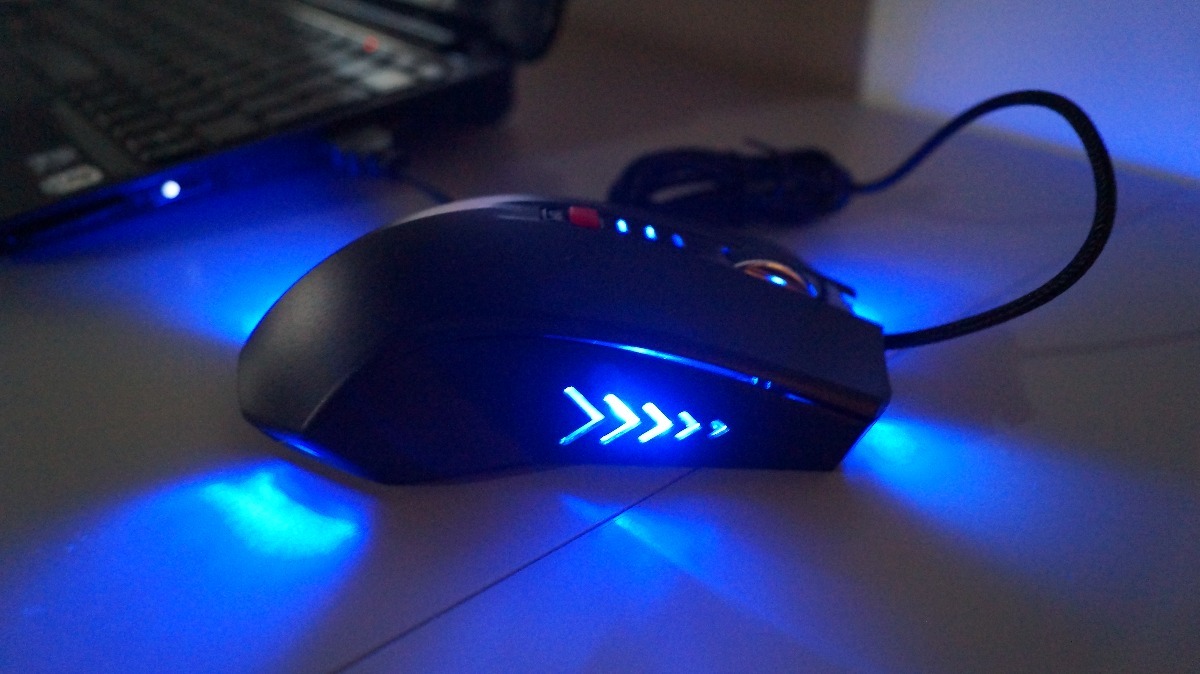 Mouse Gamer Optico G04 2400 Dpi Preto Onn Lacrado Led Azul - R$ 90,49