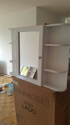 Mueble Botiquin Con Espejo Y Puerta Habatible Para Baño. - $ 1,100.00