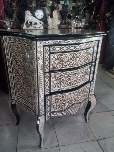 Mueble boulle egipcio tallado en madera oleo y nacar 3.700.000 ... Muebles cedro tallado venta colombia