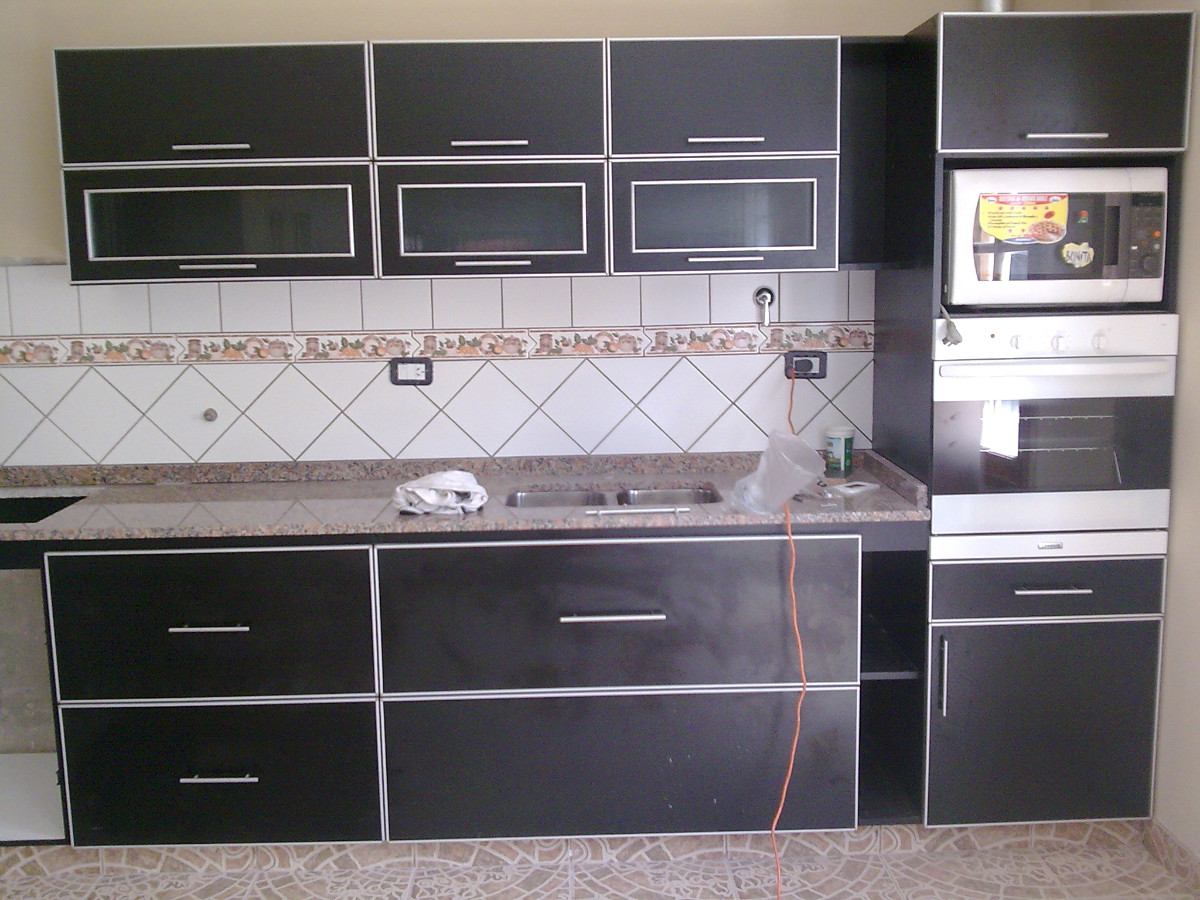 Mueble De Cocina Con Canto De Aluminio - $ 4.300,00 en Mercado Libre Mueble De Cocina Con Canto De Aluminio - $ 4.300,00 en Mercado Libre
