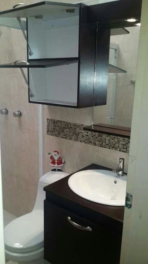 Muebles De Baño Aéreos Con Espejos Y Auxiliar - Bs. 29.000.000,00 en