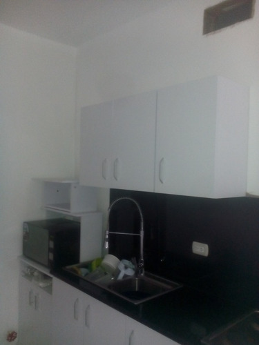 Muebles gabinetes aéreos para cocina por metro lineal bs ... Puertas para gabinetes en mamposteria