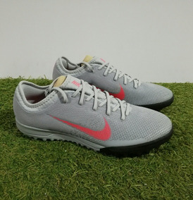 nike mercurial multitaco