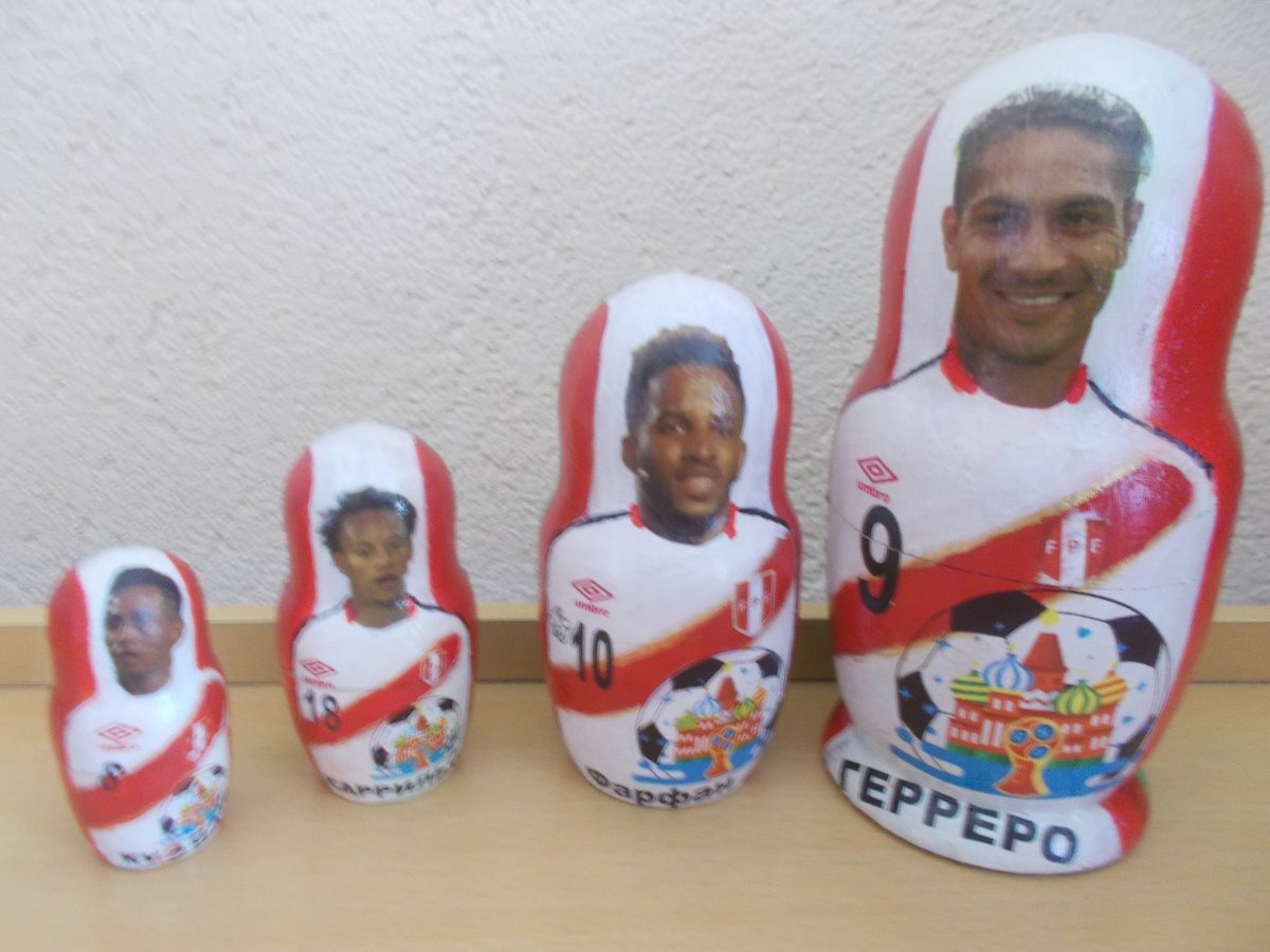 Muñeca Rusa Matrioshka Matryoshka Futbol Equipo Peru - 