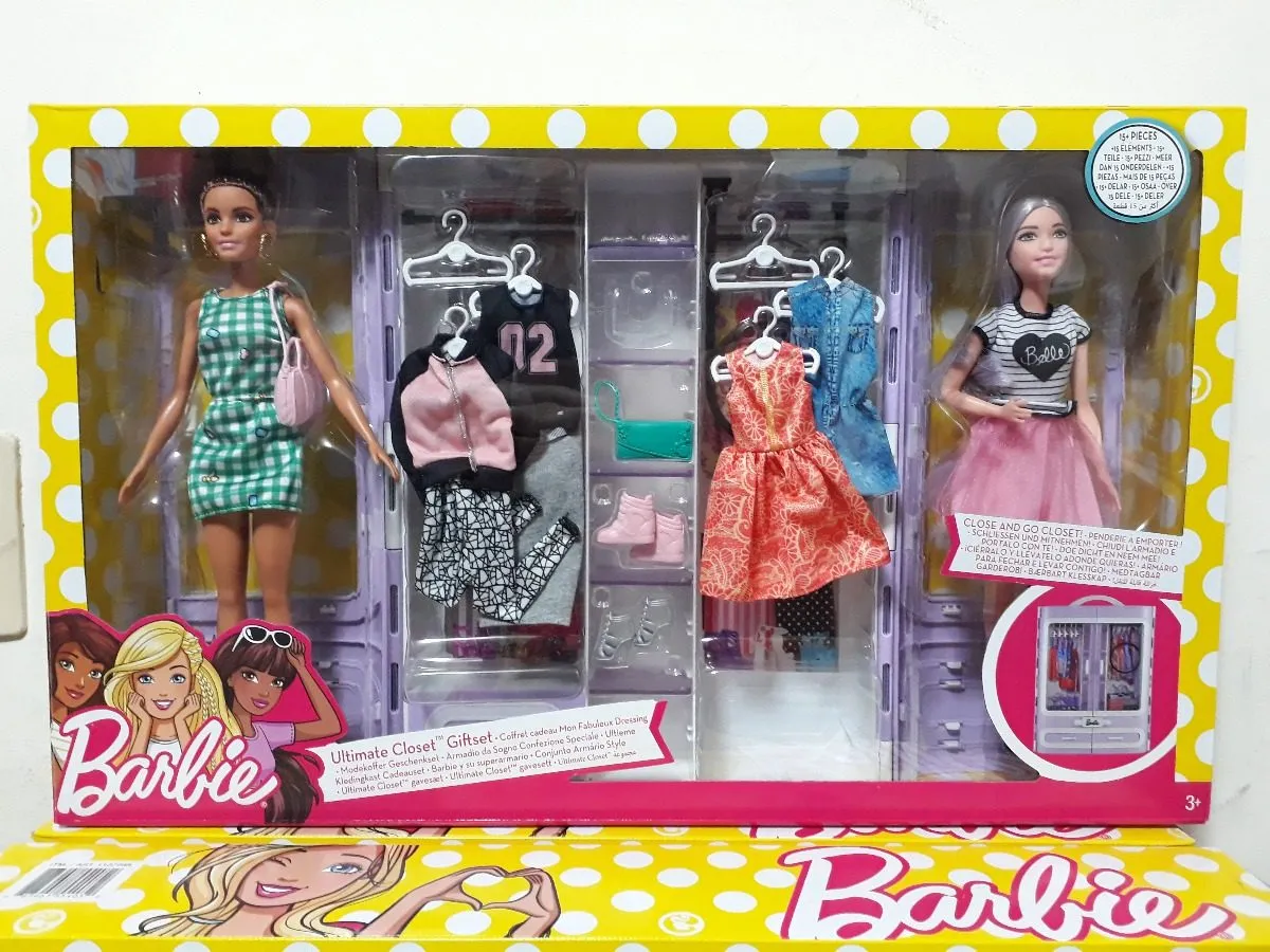 ropa y accesorios de barbie