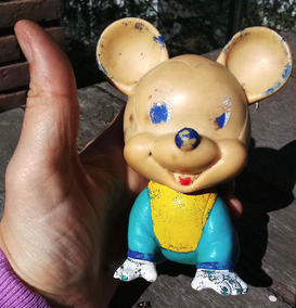 muñeco de goma antiguo