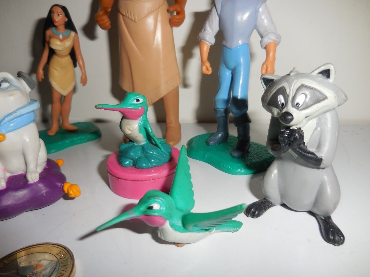 Muñecos De La Película Pocahontas De Disney Bs. 105.500