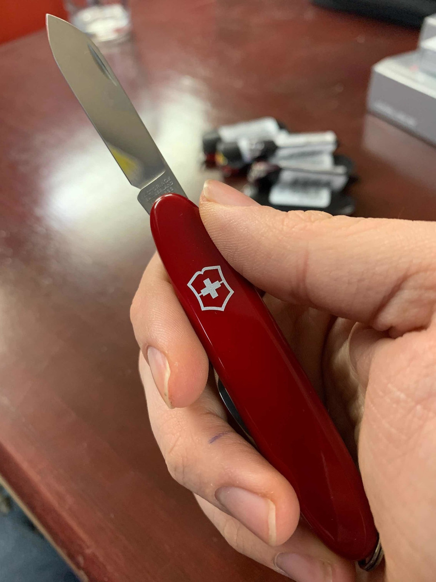 VICTORINOX EXCELSIOR ROJO NAVAJA SUIZA DE BOLSILLO 84 MM 3 FUNCIONES
