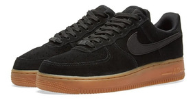 nike gamuza negra