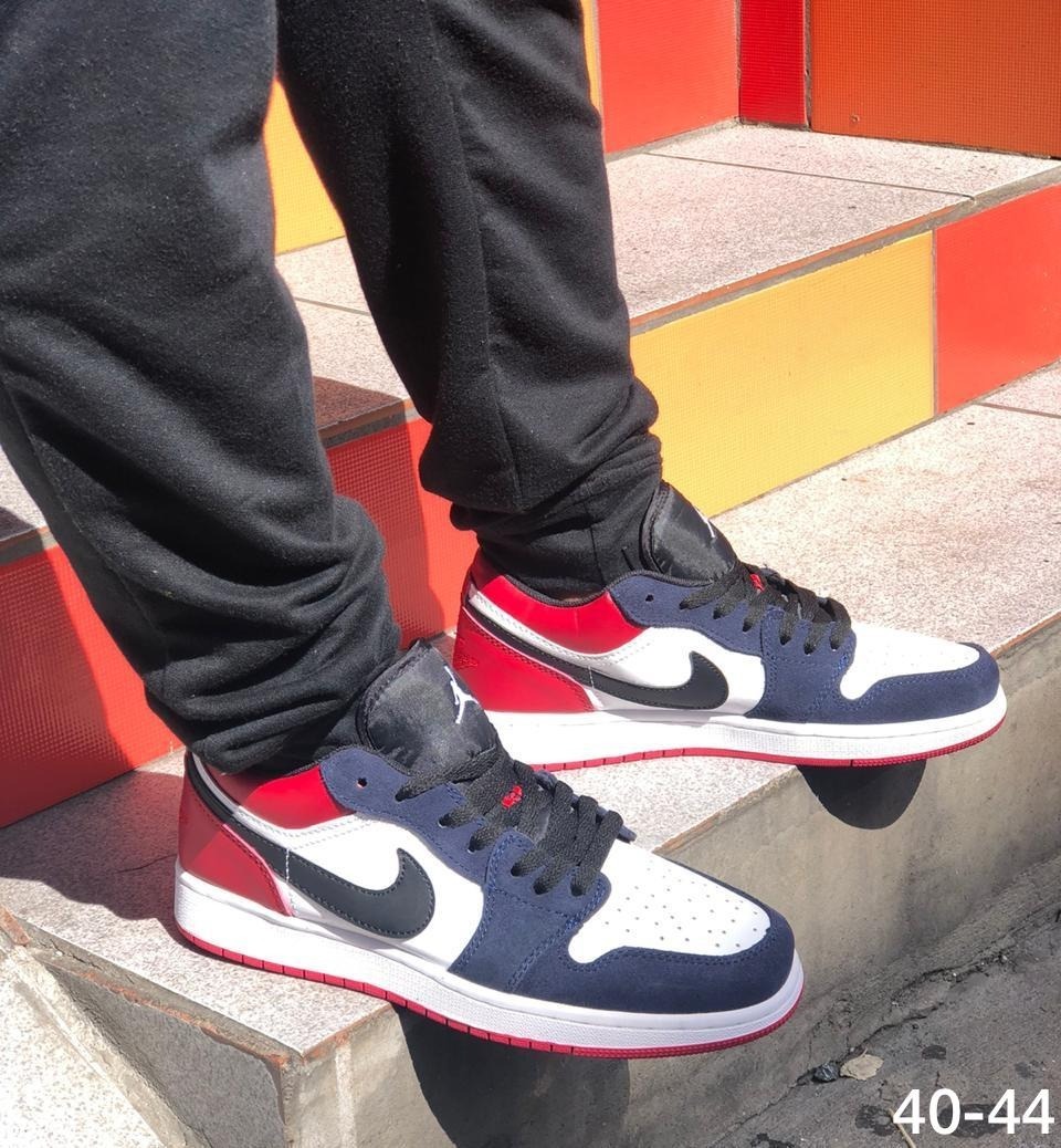 tenis jordan retro 1