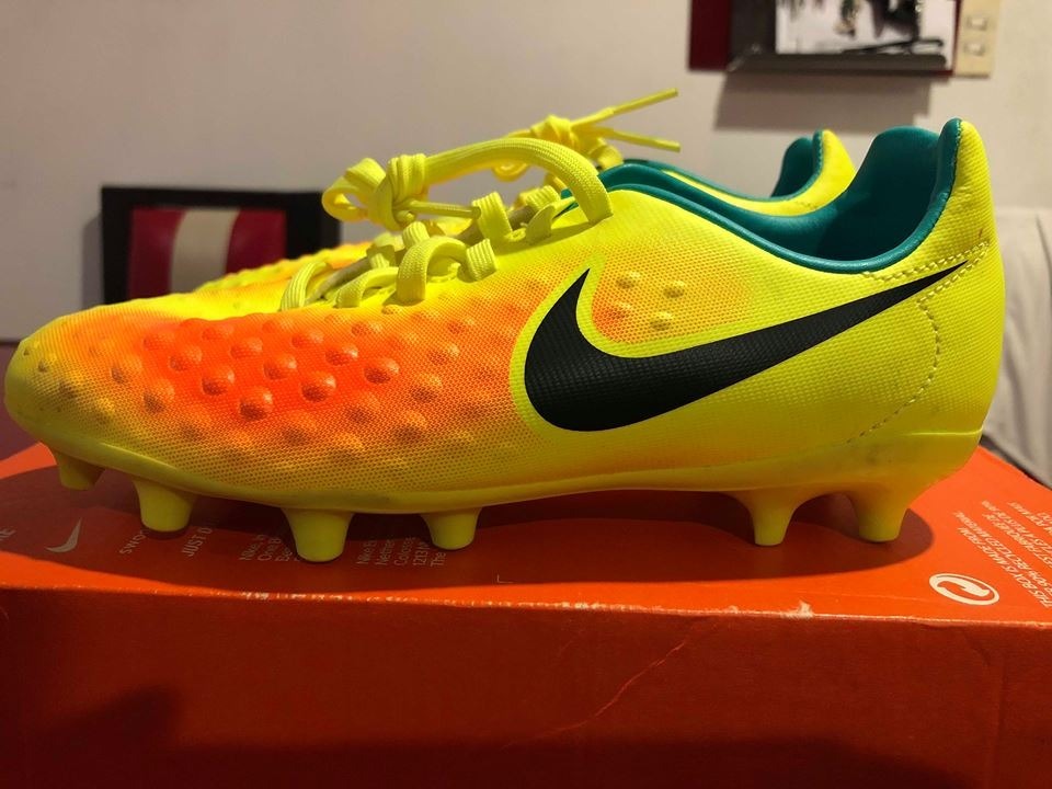 where can i buy nike hypervenom phelon premium tf or 17da8 747df Nike HyperVenom IN Phelon INDOOR 2015 Soccer SHOES Neymar Chrome Edition | eBay