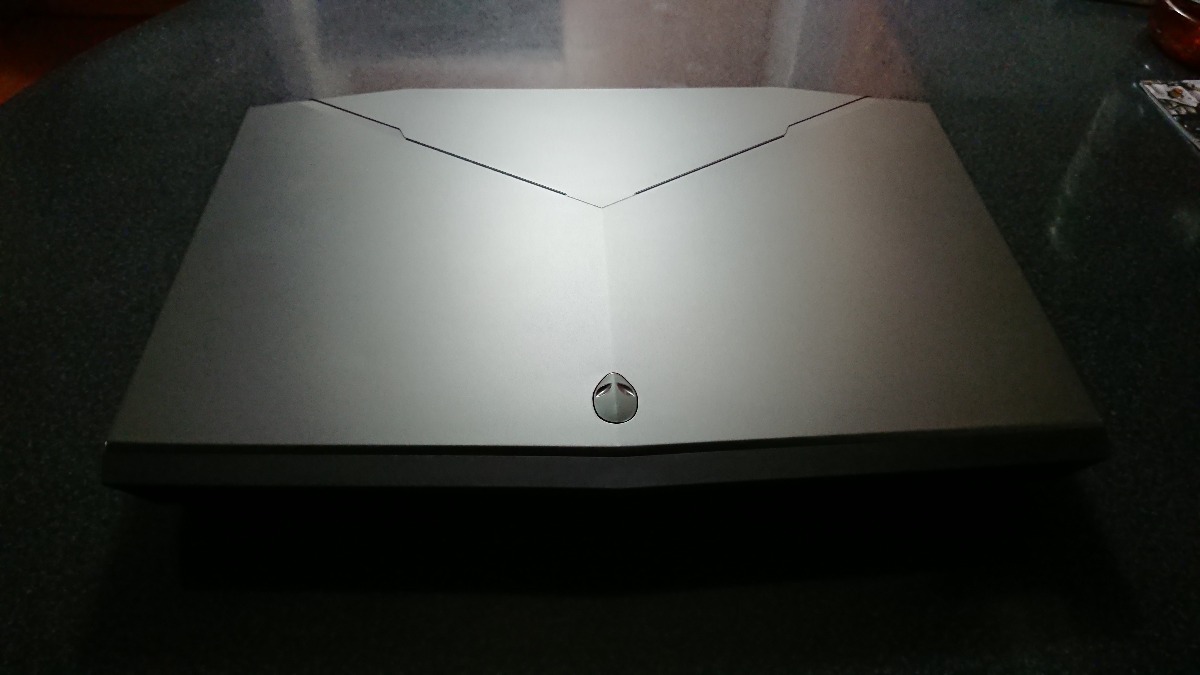 notebook-alienware-intel-D_NQ_NP_666825-MLC27713722024_072018-F.jpg