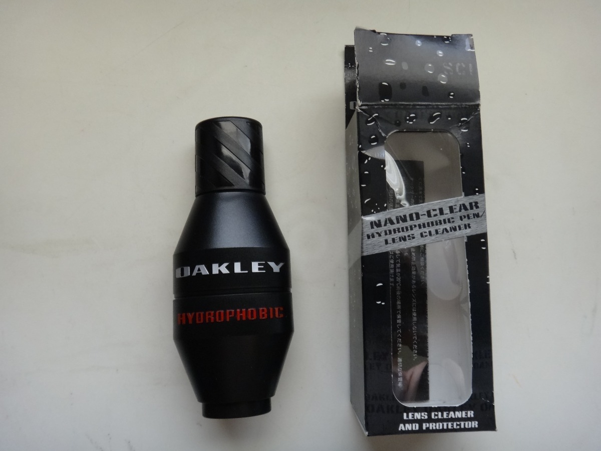 oakley nanoclear hydrophobic lens cleaner kit oakley nanoclear hydrophobic lens cleaner kit