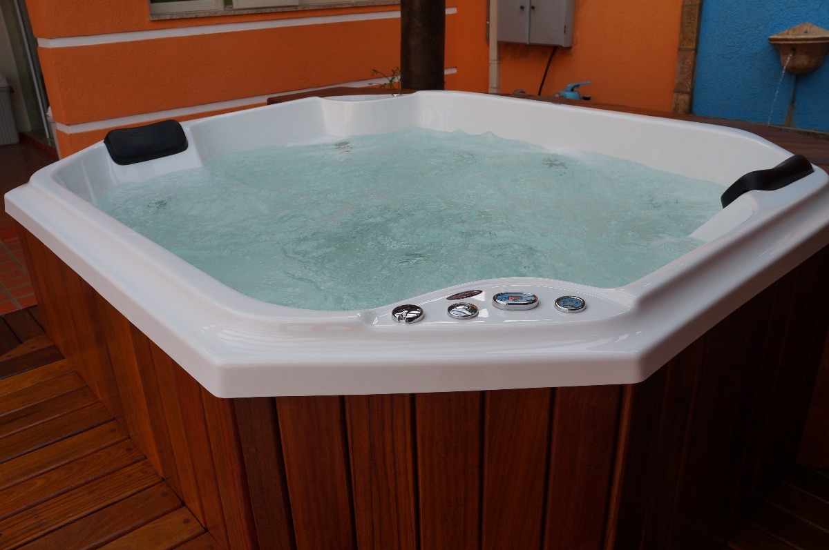 Ofurô,spa, Banheira ,jacuzzi C/ Hidromassagem 4/6 Lugares - R$ 5.490,00