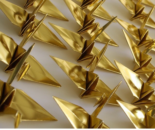 Resultado de imagem para origami dourado