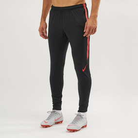 pantalones chupines nike