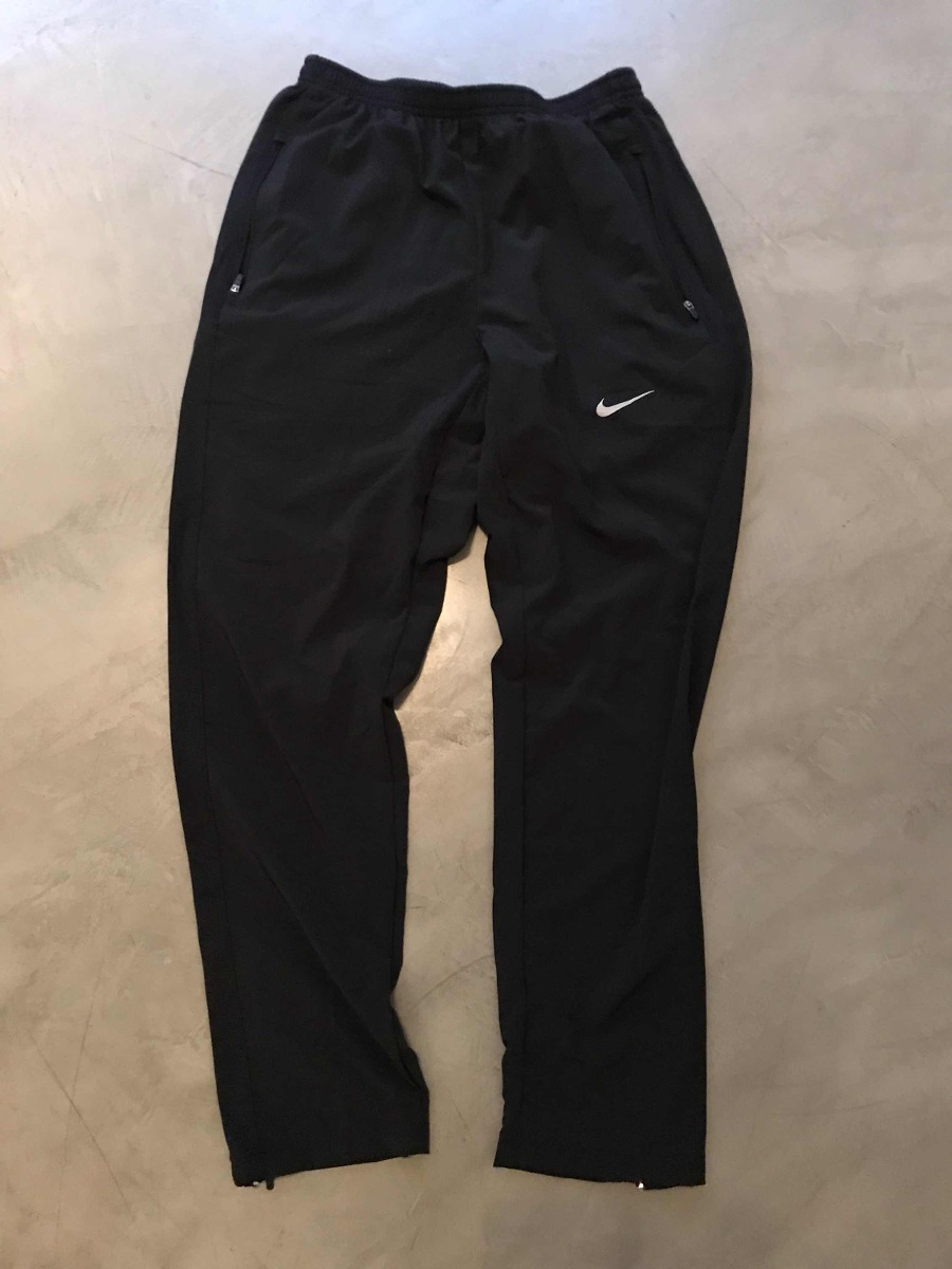 pantalon nike rompeviento