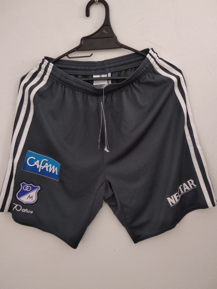 pantaloneta millonarios