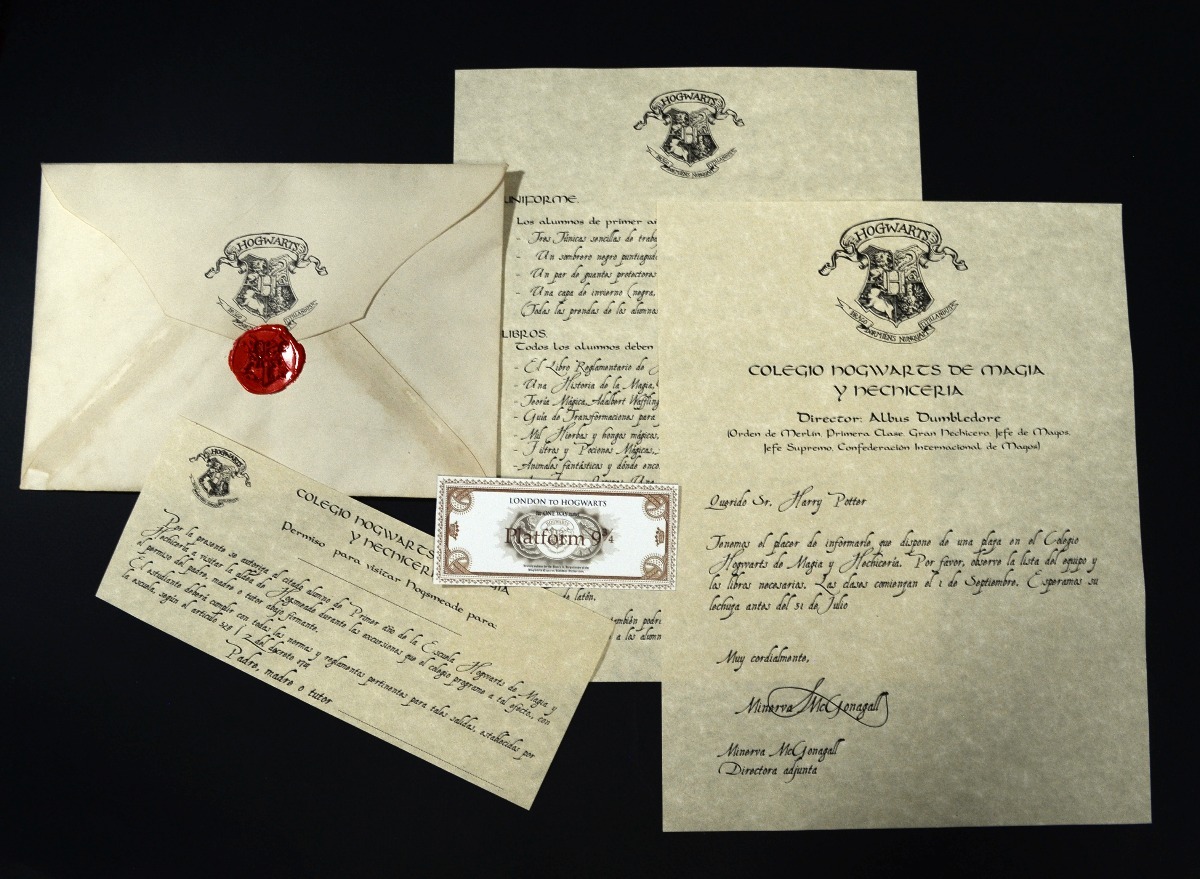 Paquete De Carta De Hogwarts Personalizada - $ 239.00 en 