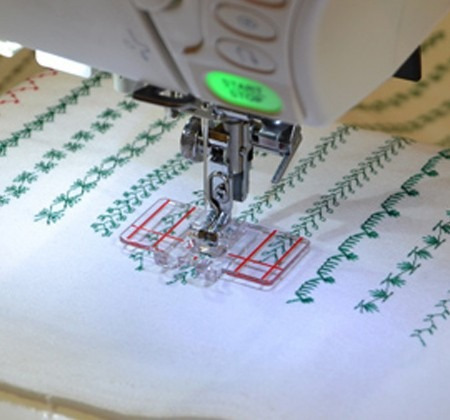 Resultado de imagen para bordar en maquina de coser
