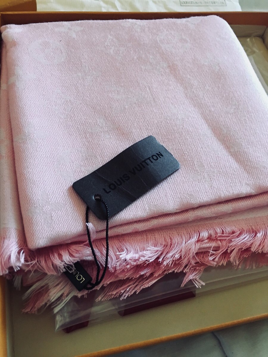 Pashmina Louis Vuitton Lv - $ 2,200.00 en Mercado Libre