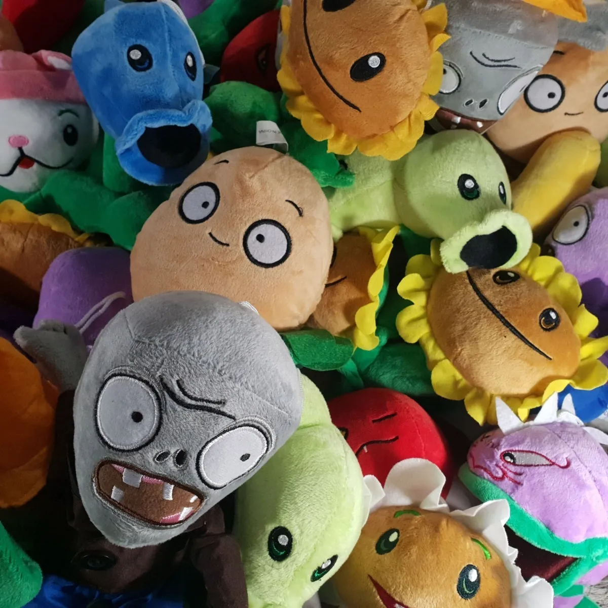 peluche plantas vs zombies