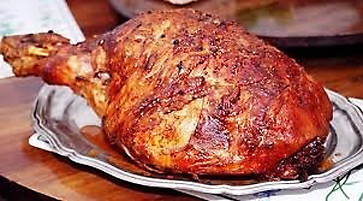 pernil-de-cerdo-horneado-con-cebollas-caramelizadas-para-20-D_NQ_NP_770221-MLA20703739977_052016-F.jpg