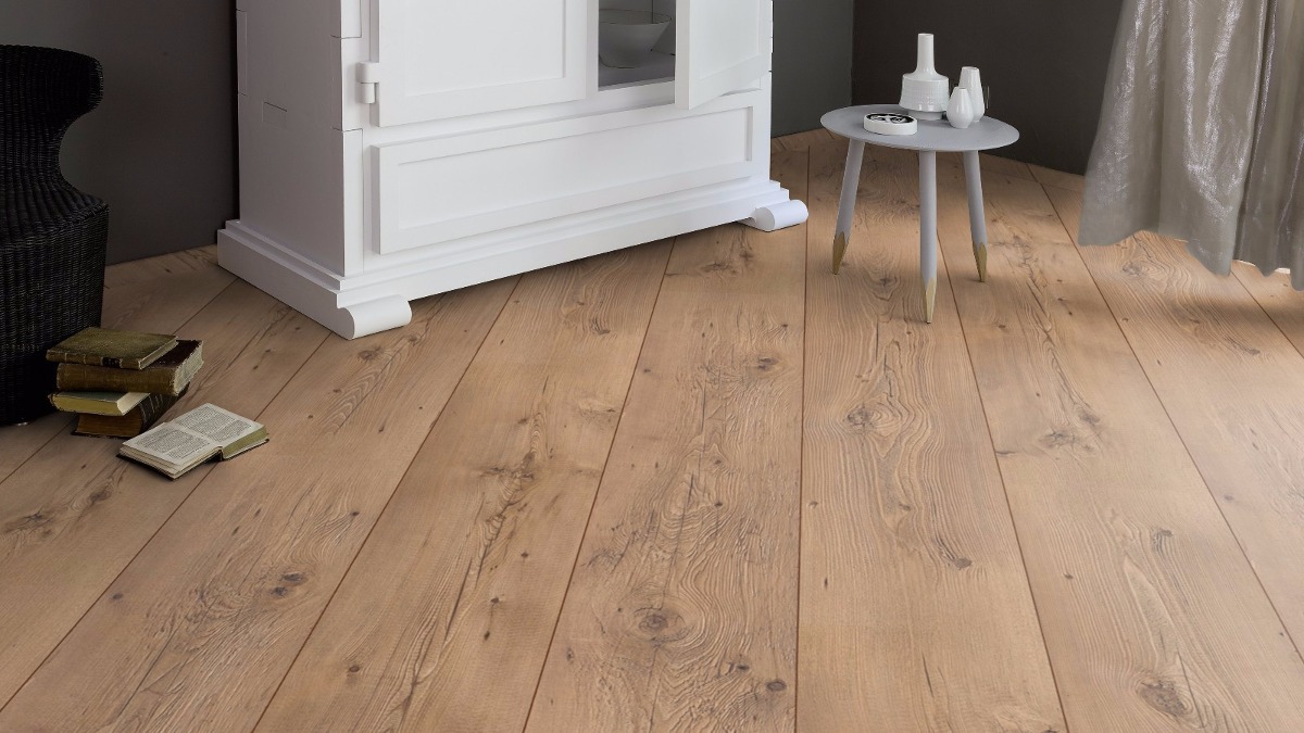 Piso Laminado Tekno Step Provence 8mm Biselado Instalado 420 00 Cargando Zoom