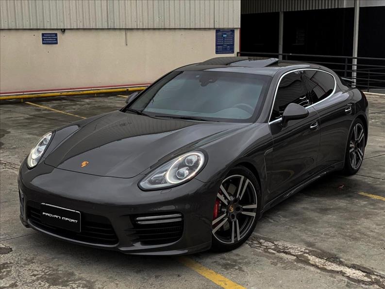 Porsche Panamera 4.8 V8 Turbo