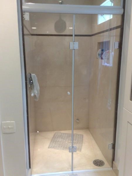 Porta Camarão Em Vidro Temperado 8 Mm Completo E Instalado R$ 780,00 em Mer -> Porta Para Banheiro Pequeno Mercado Livre Porta Camarão Em Vidro Temperado 8 Mm Completo E Instalado R$ 780,00 em Mer -> Porta Para Banheiro Pequeno Mercado Livre