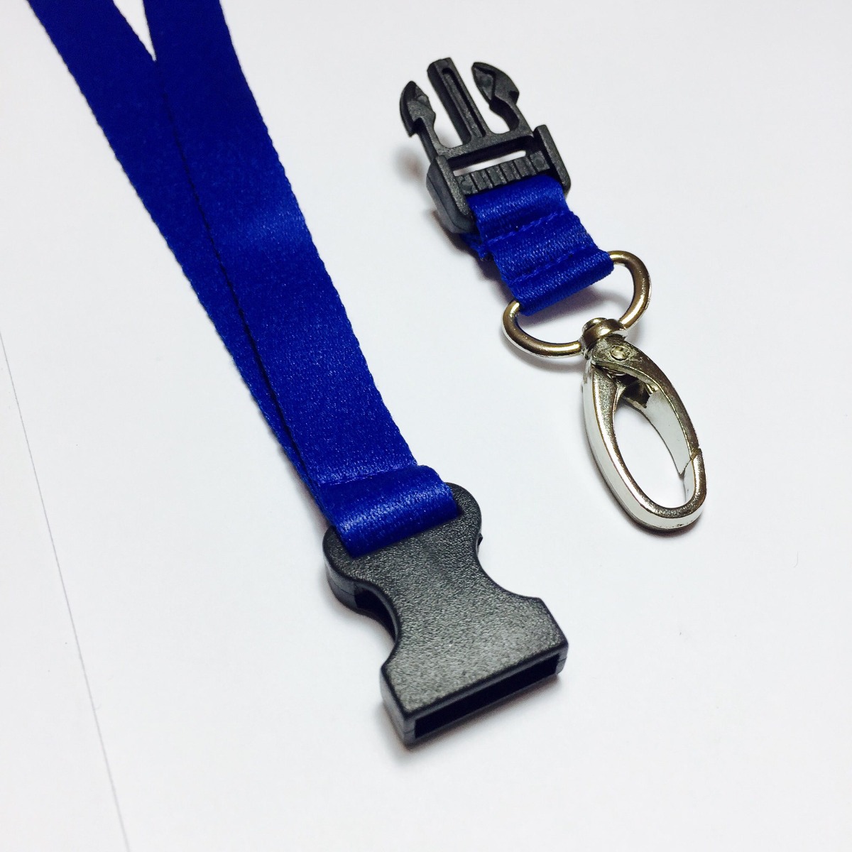 Download Porta Gafete Liston Liso Color Azul Rey Con Gancho ...