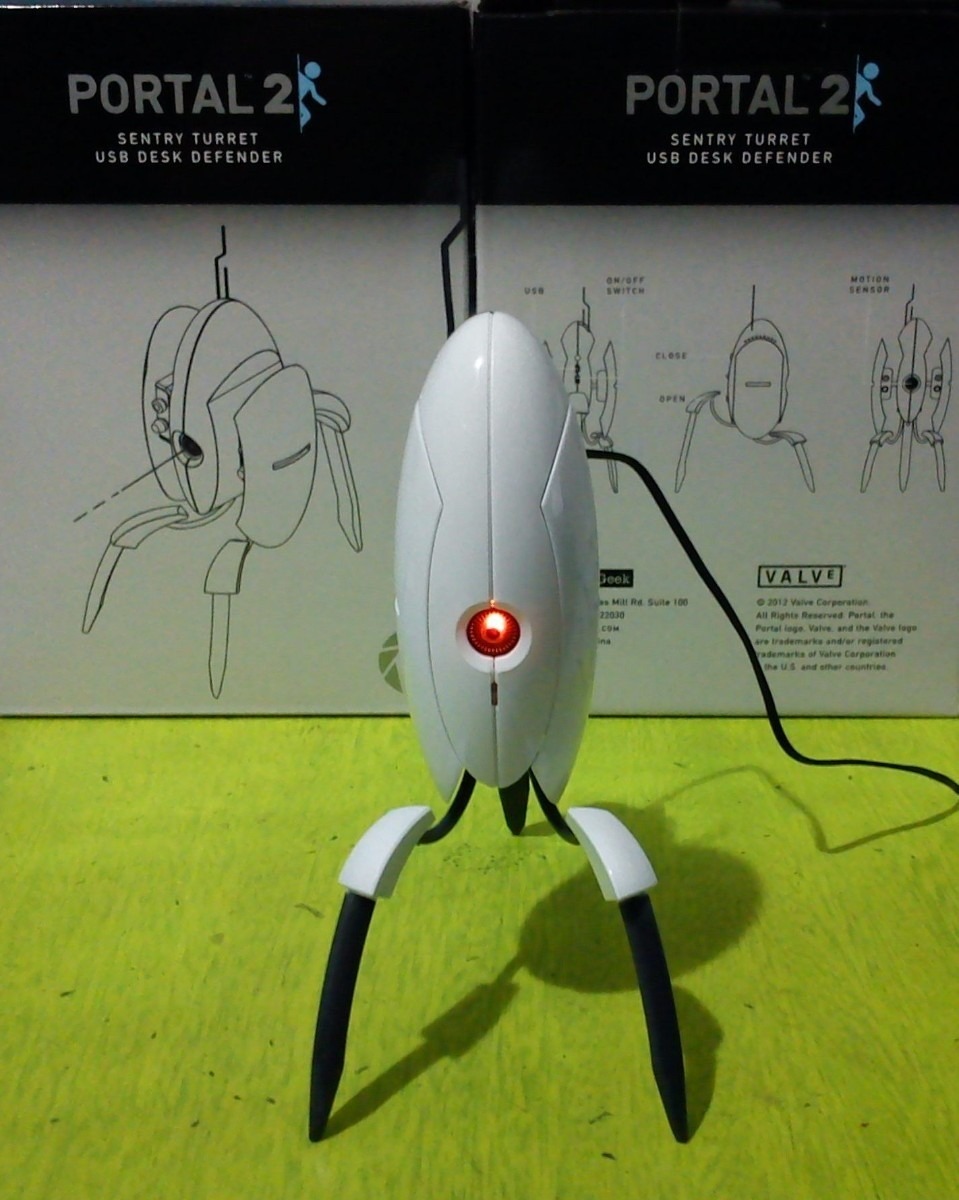 Portal 2 Sentry Turret Usb Desk Defender Pronta Entrega R 399