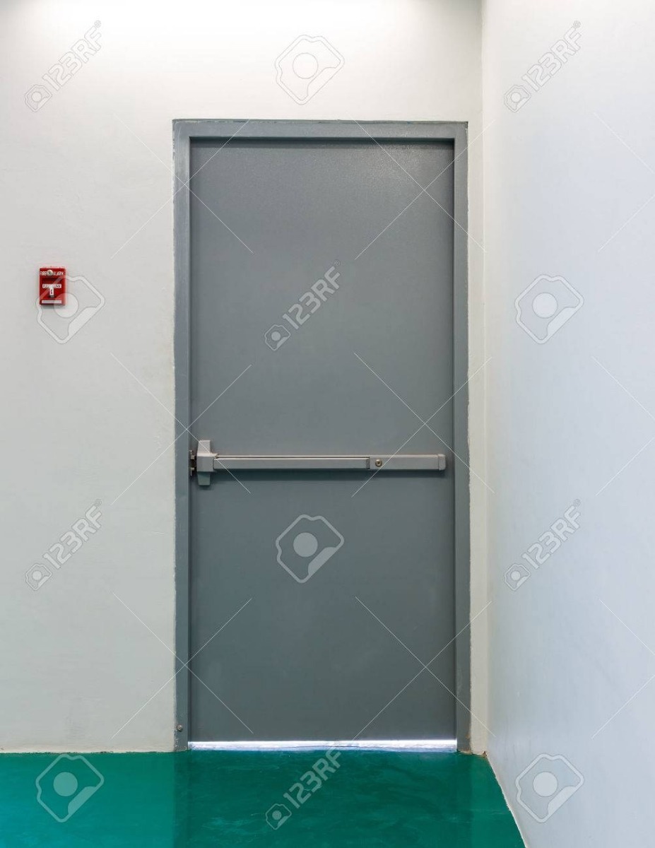 Puerta De Emergencia Precio Puerta C/ Marco Acero Salida Emergencia 1.02x2.19m C/ Barra - $ 14,999.