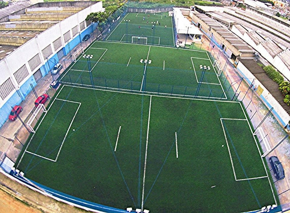 Quadra De Futebol Society Com Grama Nova Tres Quadras - R$ 750.000,00